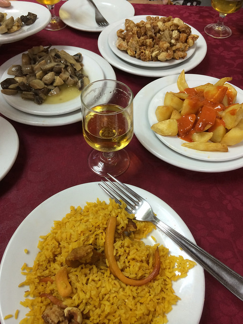 14159605834_82f583f2d5_z