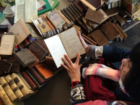 14182118882_84497978c7_z