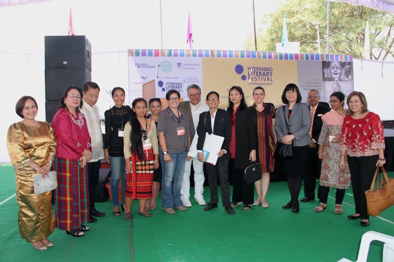 philippine-delegation-with-ambassador-daza-from-hope-yu